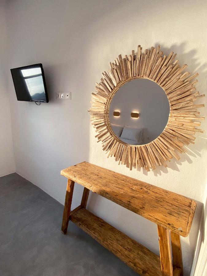 Lyra Seafront Apartment , Paroikia Town Center Eksteriør billede